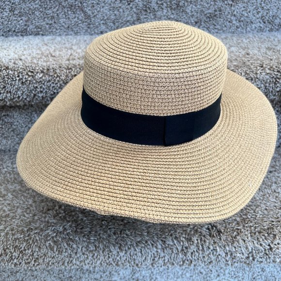 Nasty Gal Straw Wide Brim Boater Hat - Picture 1 of 10